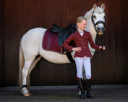 QHP wedstrijdjas Kae Junior bordeaux