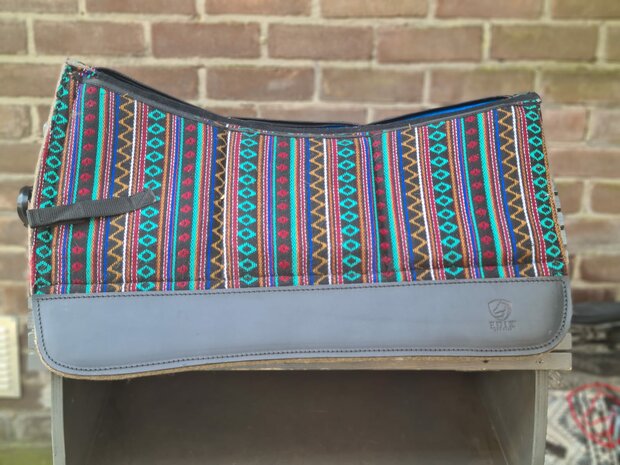 Edix 8-pocket wolfilt Western pad teal aztec